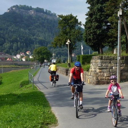 Fietsen met kinderen van Praag naar Dresden, Elberoute