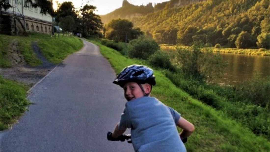 Fietsen met kinderen van Praag naar Dresden